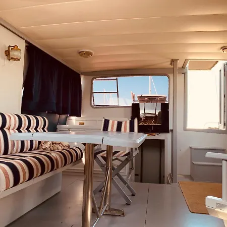 Botel Matilda B&boat Nettuno