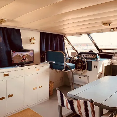Botel Matilda B&boat Nettuno